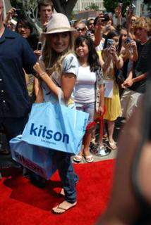 Ashley Tisdale feet photo thumbnail