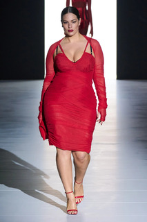 Ashley Graham feet photo thumbnail