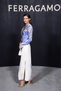 Sara Sampaio feet photo thumbnail