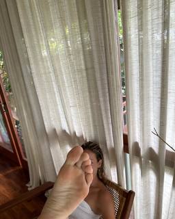 Charly Jordan feet photo thumbnail