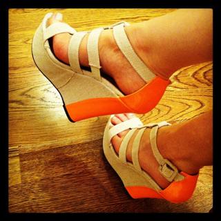 Thalía feet photo thumbnail