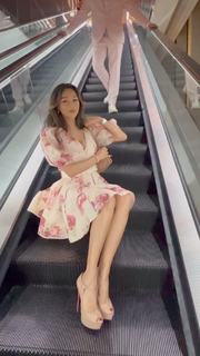 Verona Pooth feet photo thumbnail