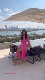 Verona Pooth feet photo thumbnail