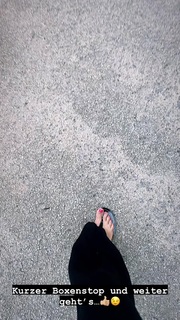 Verona Pooth feet photo thumbnail
