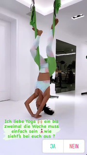 Verona Pooth feet photo thumbnail