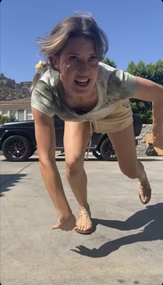 Amanda Cerny feet photo thumbnail
