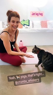Kate Walsh feet photo thumbnail