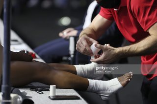 Simone Biles feet photo thumbnail