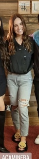 Tania Rincón feet photo thumbnail