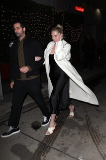 Kesha feet photo thumbnail