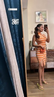 Anushka Sen feet photo thumbnail