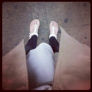 Grace Helbig feet photo thumbnail