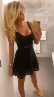 Victoria Silvstedt feet photo thumbnail
