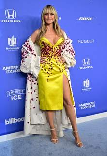 Heidi Klum feet photo thumbnail