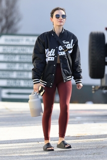 Lucy Hale feet photo thumbnail