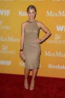 Julie Benz feet photo thumbnail
