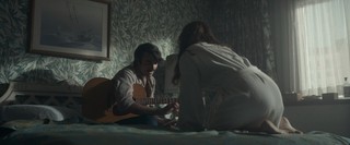 Riley Keough feet photo thumbnail