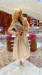 Victoria Silvstedt feet photo thumbnail