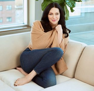 Laura Prepon feet photo 2