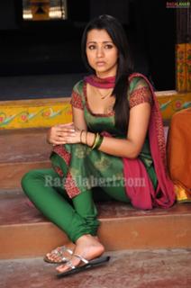 Trisha Krishnan feet photo thumbnail