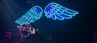 Carrie Underwood feet photo thumbnail