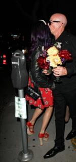 Katy Perry feet photo thumbnail