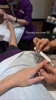 Iris Mittenaere feet photo thumbnail