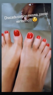 Lívia Andrade feet photo thumbnail