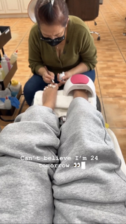 Charly Jordan feet photo thumbnail