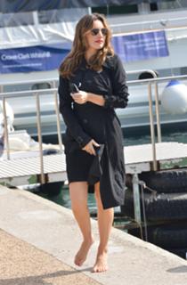 Kelly Brook feet photo thumbnail