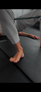 Federica Fontana feet photo thumbnail