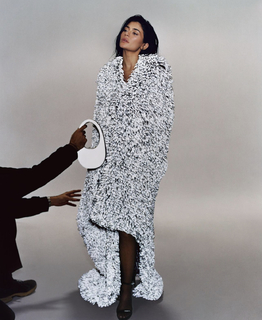 Kylie Jenner feet photo thumbnail