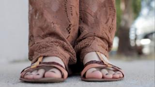Brittani Taylor feet photo thumbnail