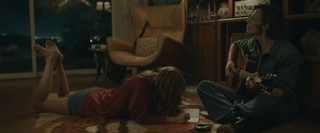 Riley Keough feet photo thumbnail