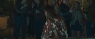 Riley Keough feet photo thumbnail