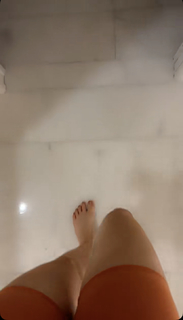 Amanda Cerny feet photo thumbnail