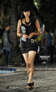Taapsee Pannu feet photo thumbnail