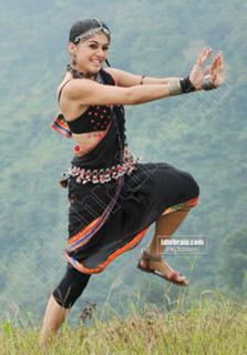 Taapsee Pannu feet photo thumbnail