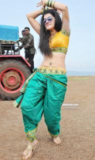 Taapsee Pannu feet photo thumbnail