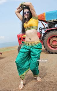 Taapsee Pannu feet photo thumbnail