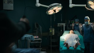 Bella Ramsey feet photo 2