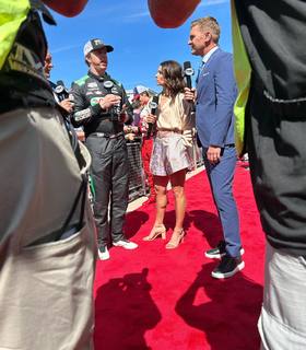 Danica Patrick feet photo thumbnail