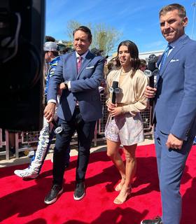 Danica Patrick feet photo thumbnail