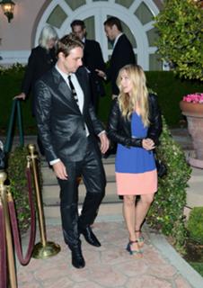 Kristen Bell feet photo thumbnail