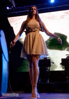 Lana Del Rey feet photo thumbnail