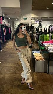 Giorgia Crivello feet photo thumbnail
