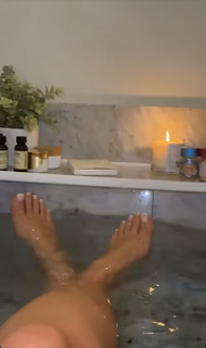 Julieanna Marie Goddard feet photo thumbnail