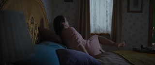 Keri Russell feet photo thumbnail