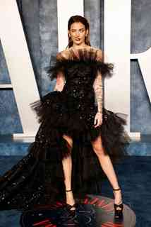Paris Jackson feet photo thumbnail
