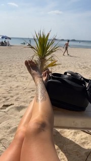 Victoria Waldrip feet photo thumbnail